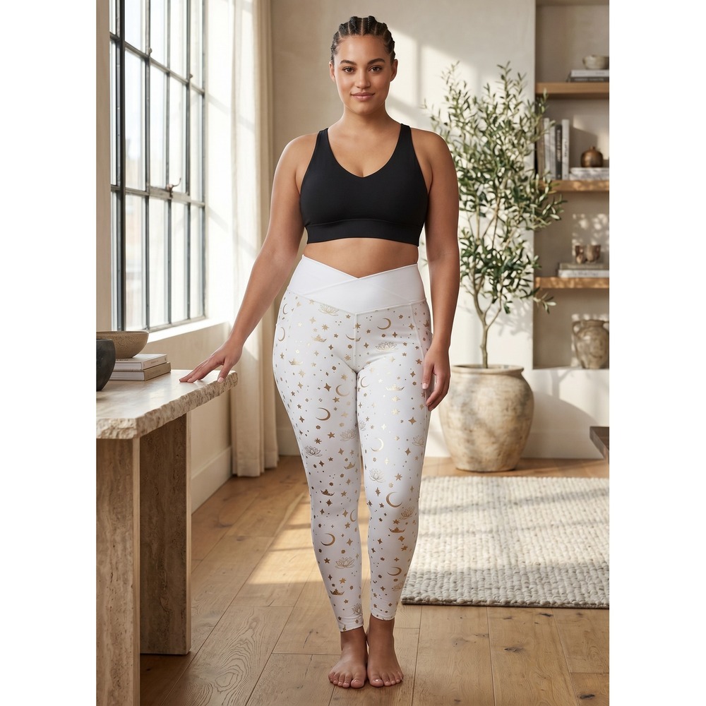 Disney  Jasmine Aladdin Gold Metallic Stirrup Leggings V-Waist Plus 2X Cream‎